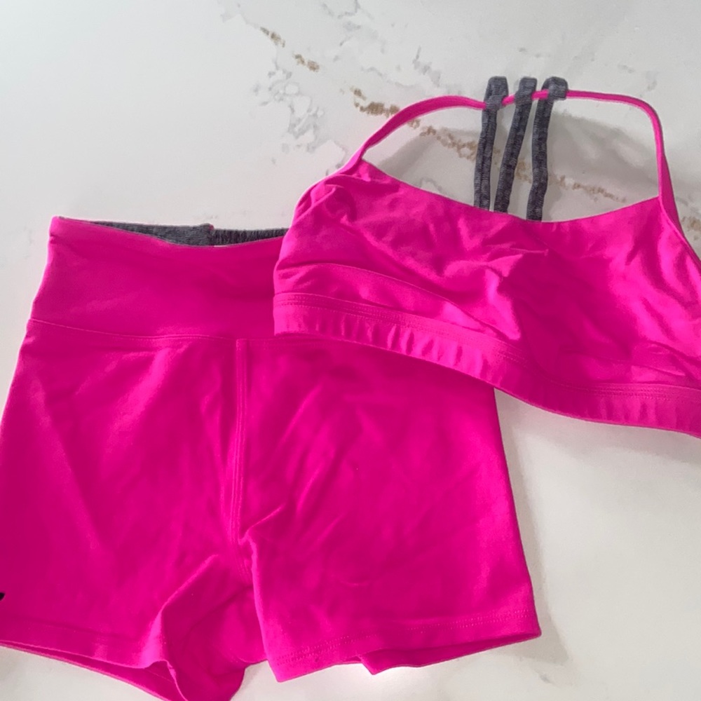 Jo and Jax set